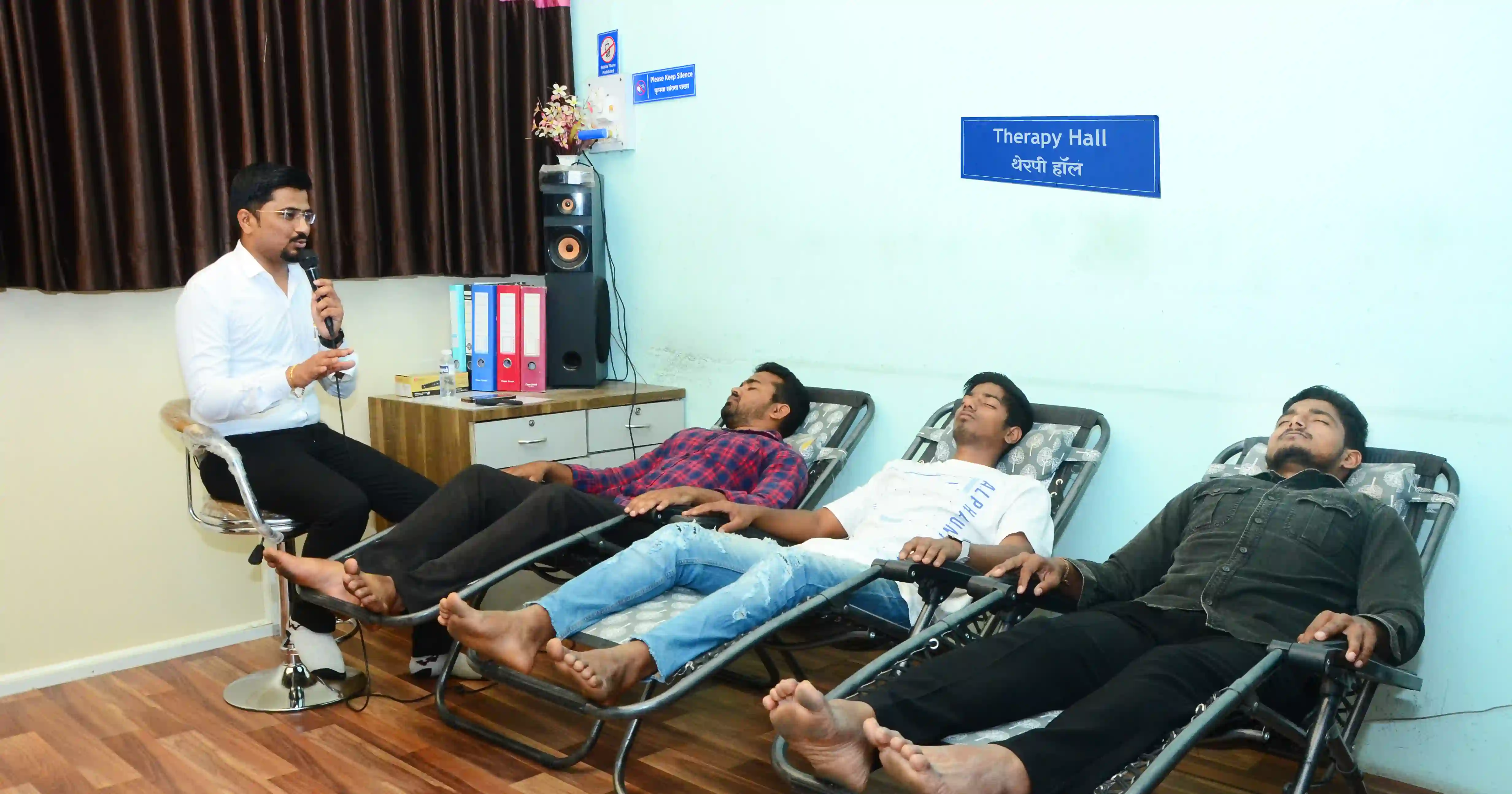 हिप्नोथेरपी – तुमच्या अंतर्मनाशी संवाद